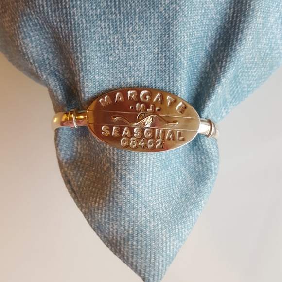 Jewelry - 925 Sterling Silver bracelet w/14k pin Margate,NJ